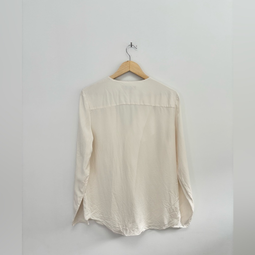 THEORY | jastrid ruffle silk blouse | size large - Picture 5 of 6